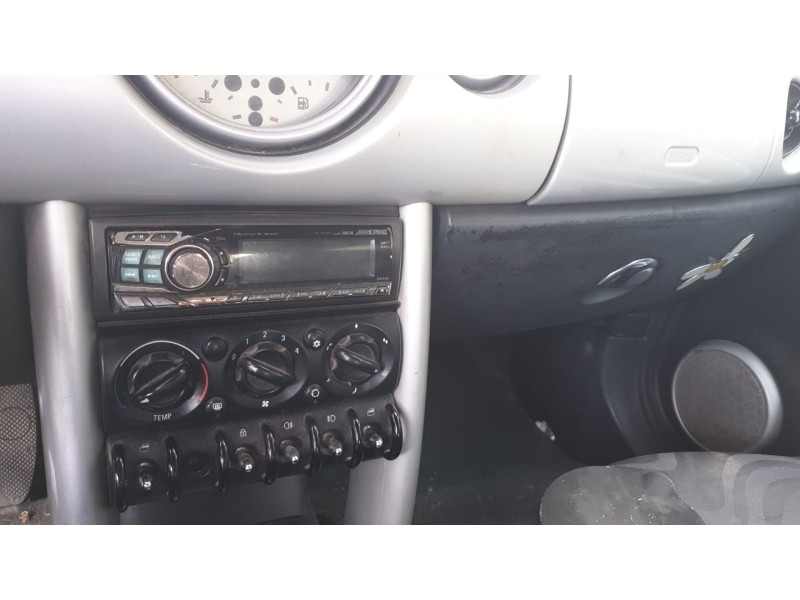 bmw mini (r50,r53) del año 2003