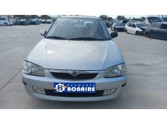 mazda 323 berlina f/s (bj) del año 2001