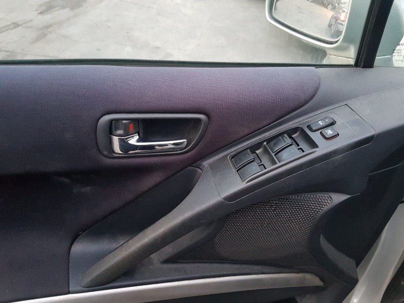 toyota corolla verso (r1) del año 2008