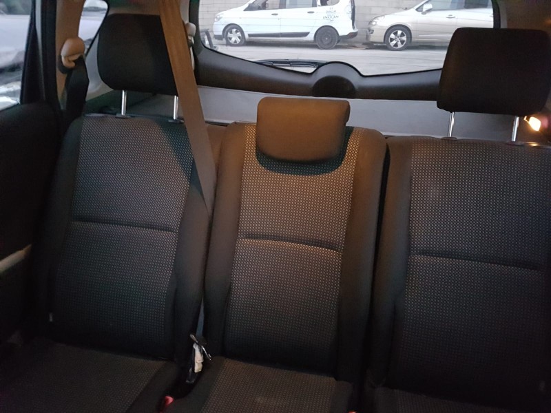 toyota corolla verso (r1) del año 2008