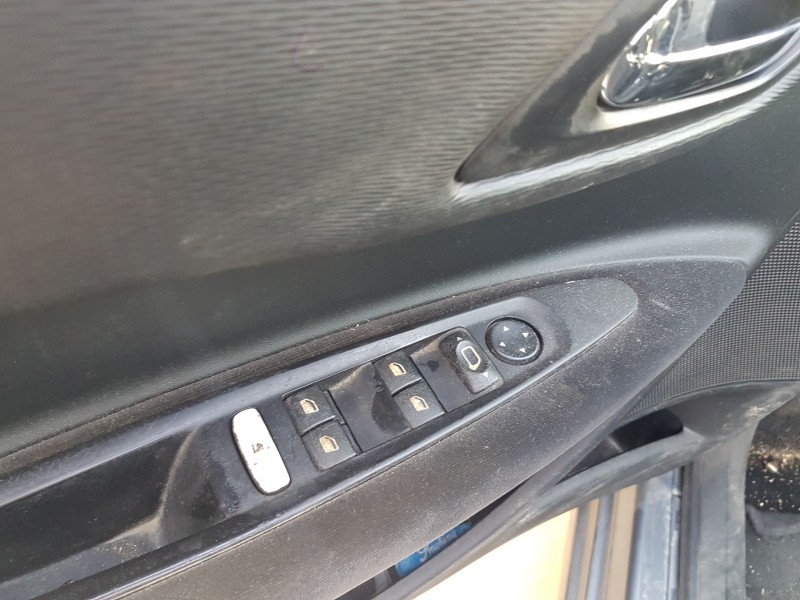 citroen c4 berlina del año 2008