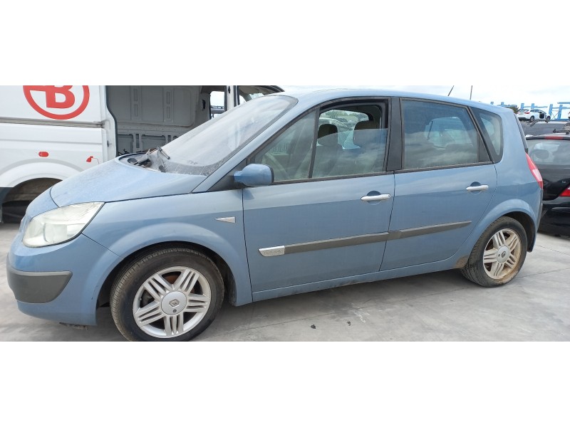 renault scenic ii del año 2004