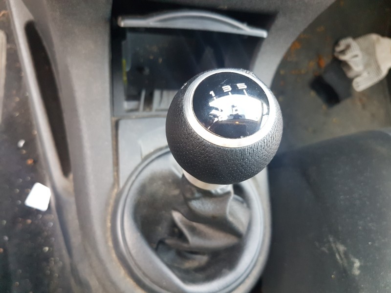 citroen c4 berlina del año 2008