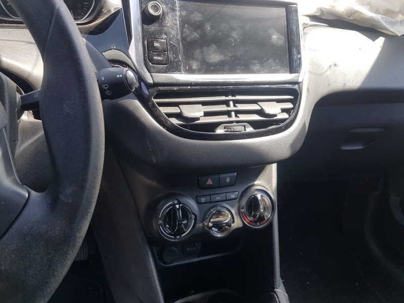 peugeot 208 del año 2018