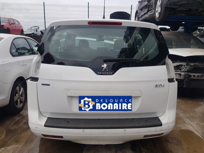 peugeot 5008 del año 2015