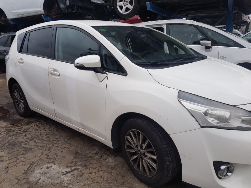 toyota verso del año 2013