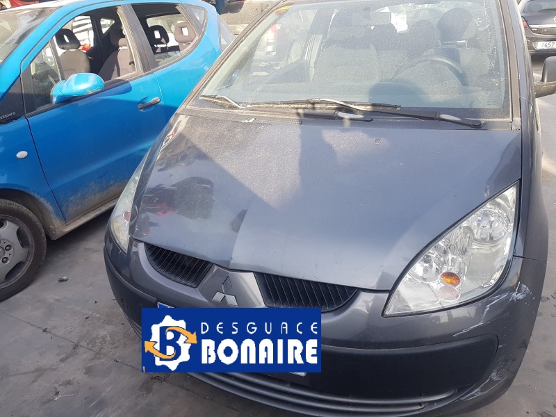 mitsubishi colt berlina 3 (cz) del año 2005