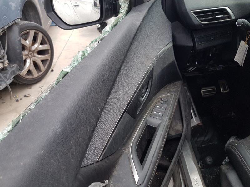 peugeot 3008 del año 2018