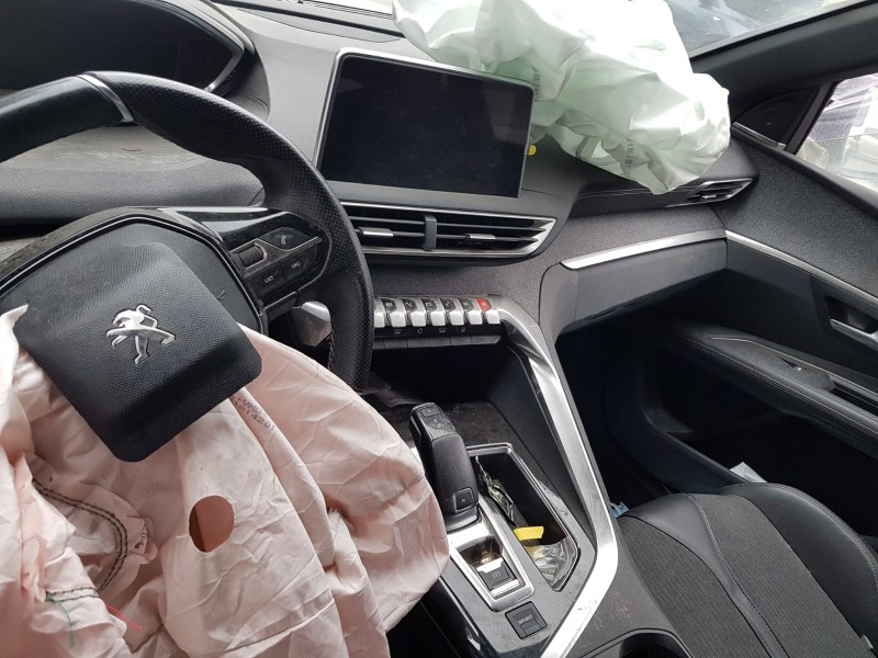 peugeot 3008 del año 2018