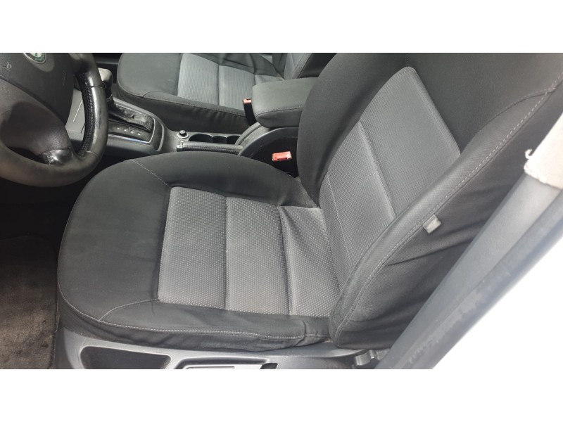 skoda octavia berlina (1z3) del año 2007