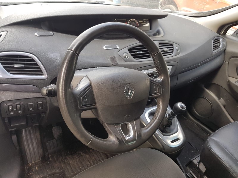 renault scenic iv del año 2016