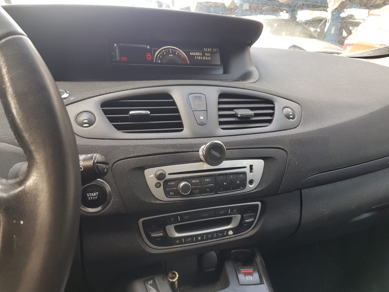 renault scenic iv del año 2016