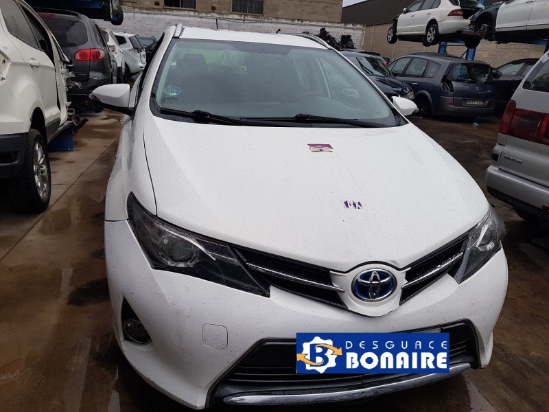 toyota auris touring sports (e18) del año 2014