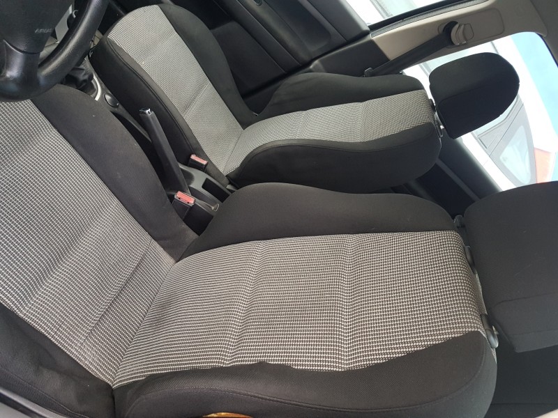 peugeot 307 berlina (s2) del año 2006