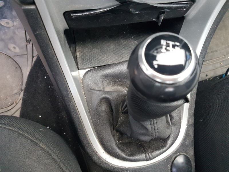 peugeot 307 berlina (s2) del año 2006