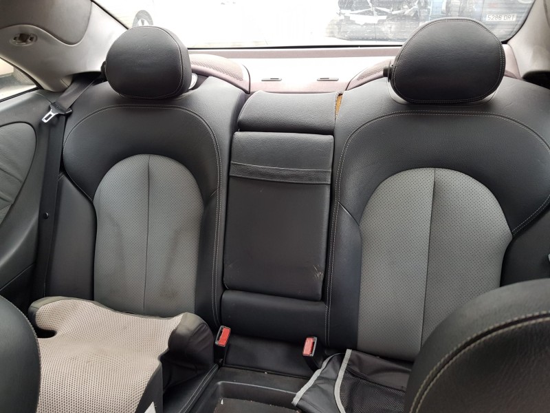 mercedes clase clk (w209) coupe del año 2004