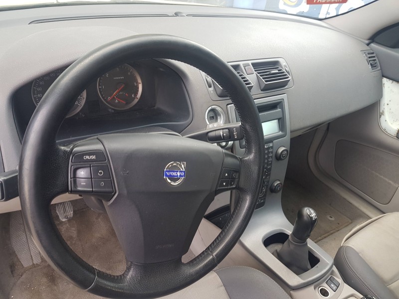 volvo v50 familiar del año 2006