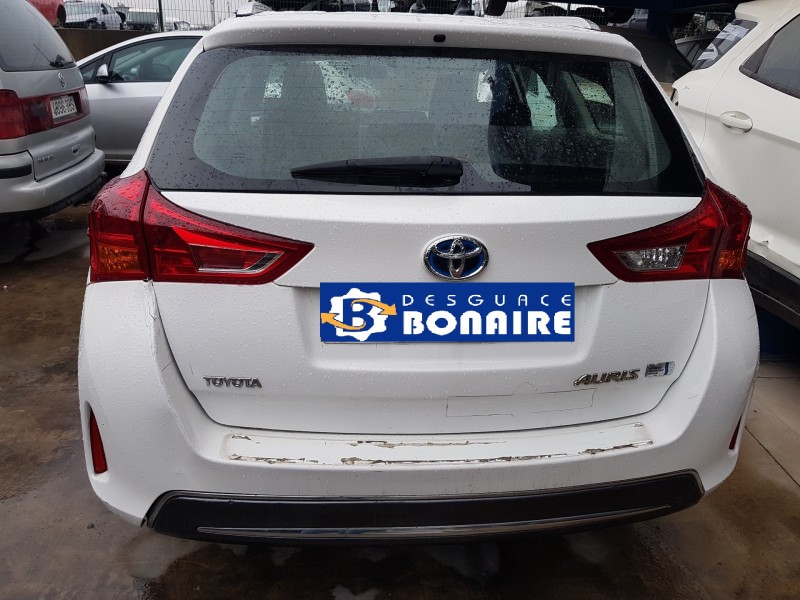 toyota auris touring sports (e18) del año 2014