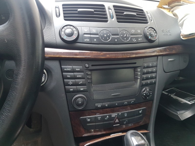 mercedes clase e (w211) berlina del año 2002