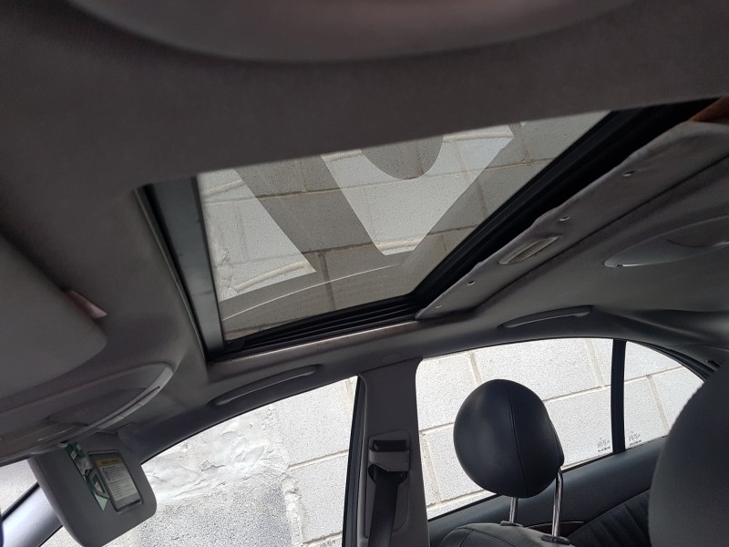 mercedes clase e (w211) berlina del año 2002