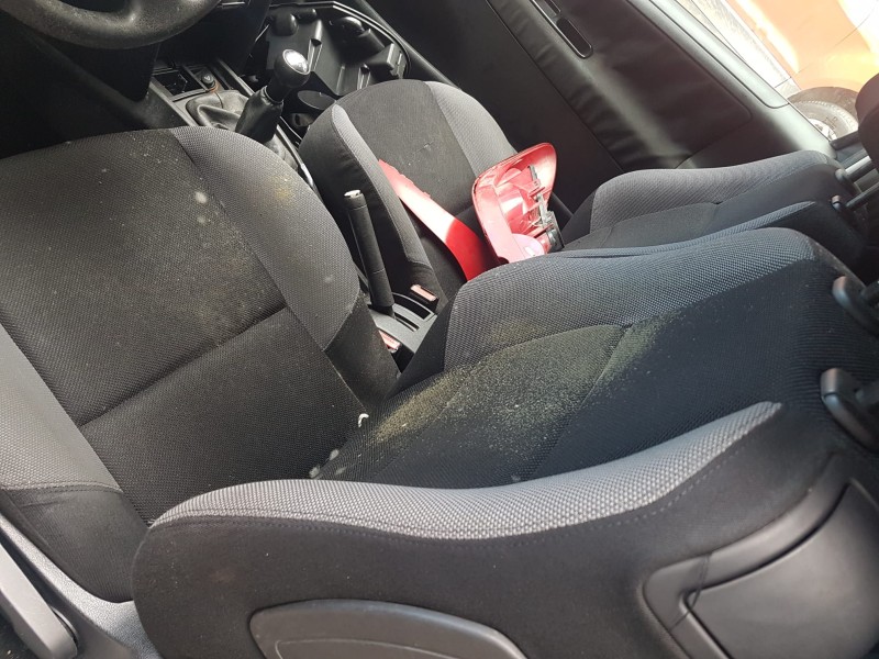 peugeot 207 del año 2007