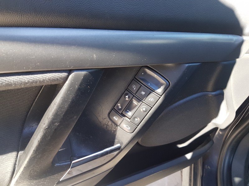 opel vectra c berlina del año 2004