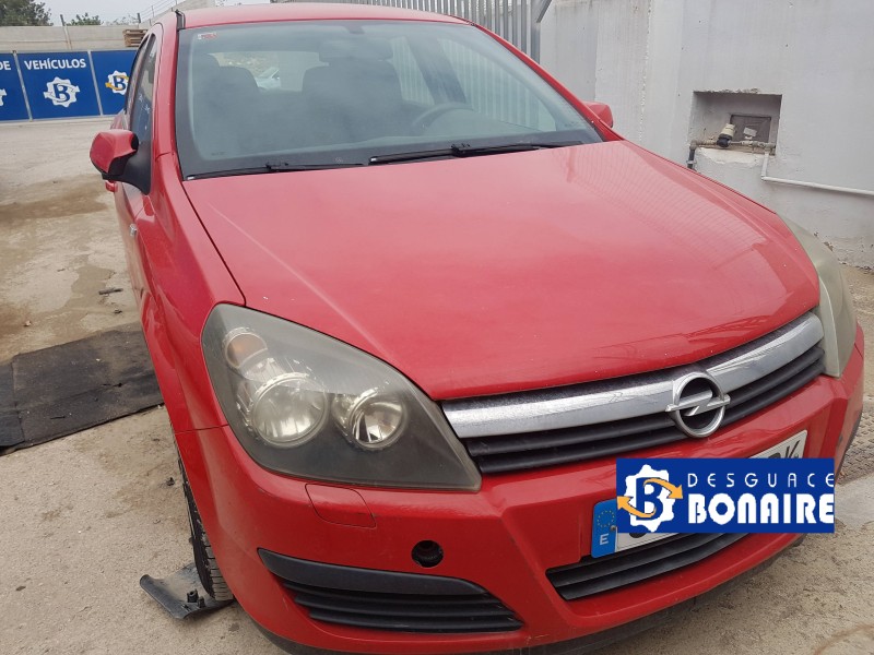 opel astra h berlina del año 2006
