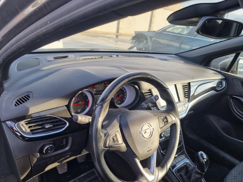 opel astra k lim. 5türig del año 2016