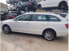 skoda superb combi (3t5) del año 2014 2