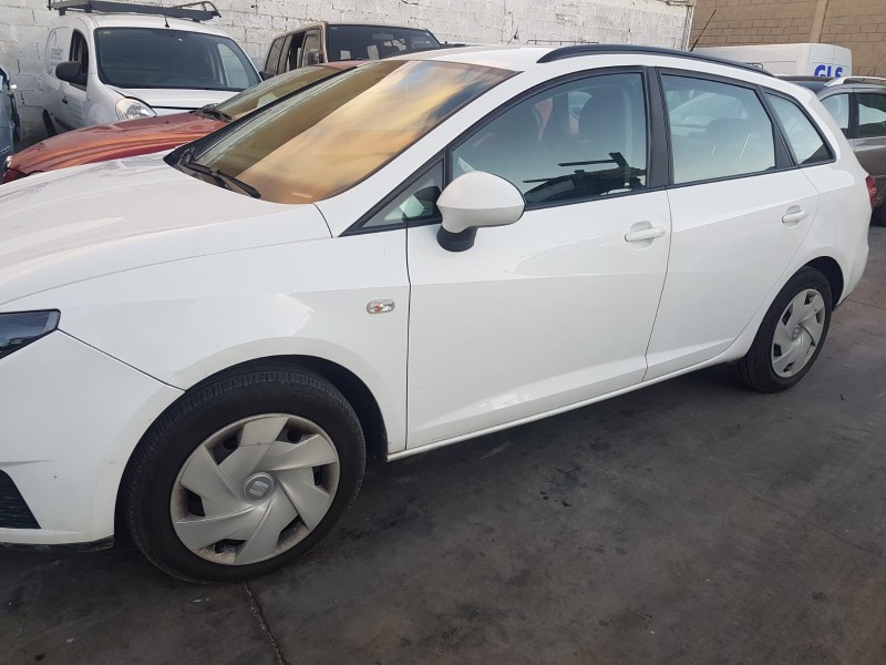 seat ibiza st (6j8) del año 2010