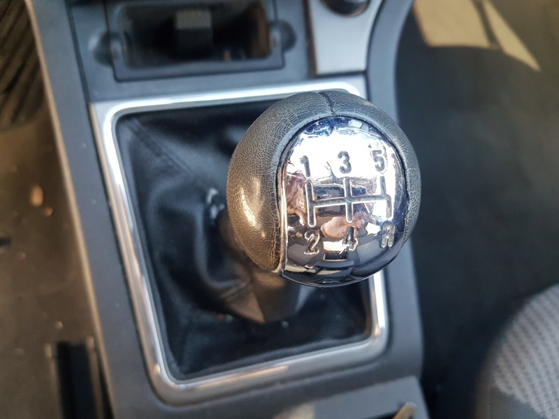 opel vectra c berlina del año 2004