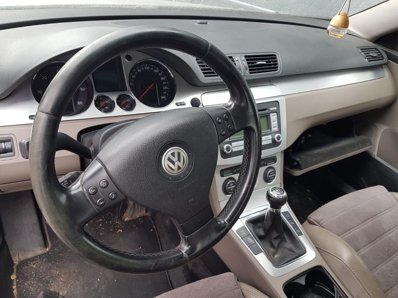 volkswagen passat berlina (3c2) del año 2007