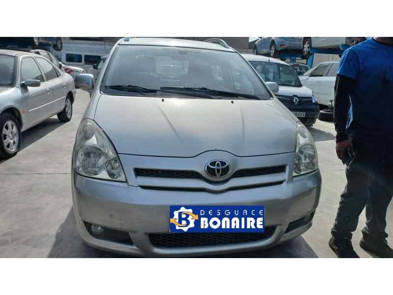 toyota corolla verso (r1) del año 2005