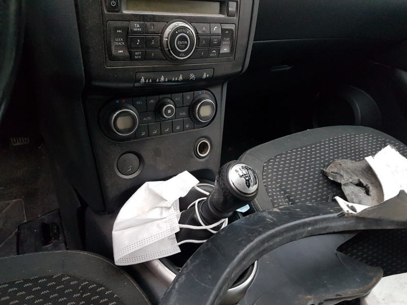 nissan qashqai (j10) del año 2010