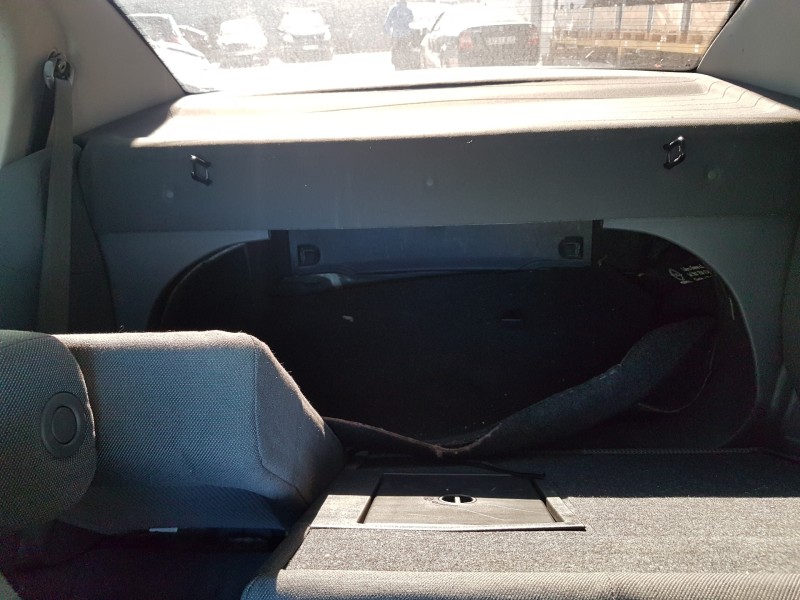 opel vectra c berlina del año 2004