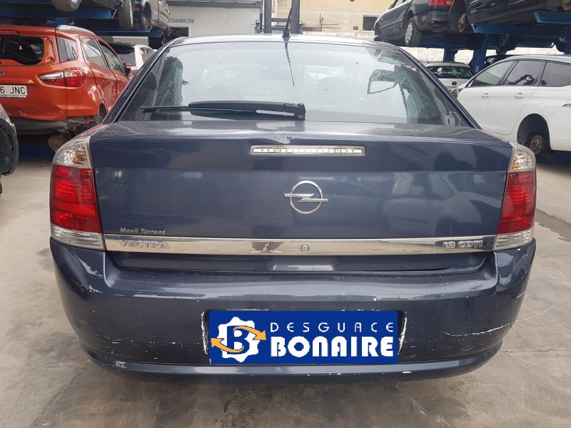 opel vectra c berlina del año 2007