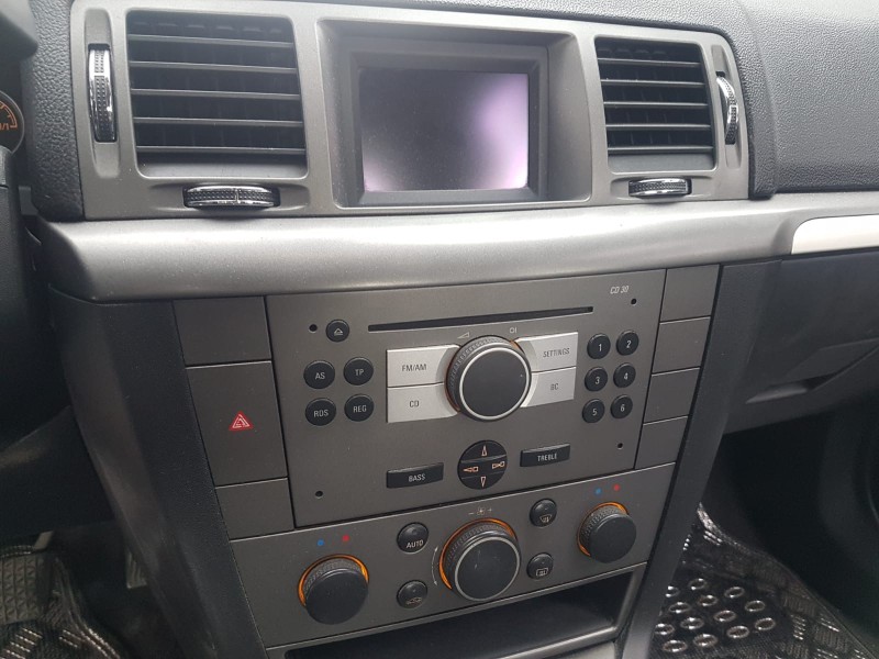 opel vectra c berlina del año 2007