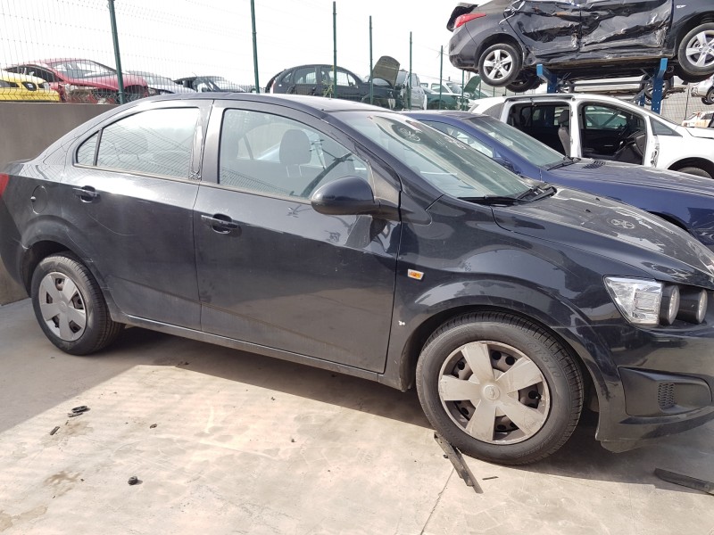 chevrolet aveo berlina hatchback del año 2012
