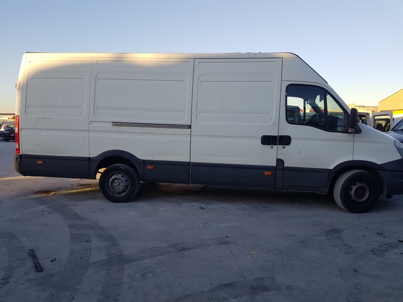 iveco daily caja cerrada (2006 =>) del año 2013
