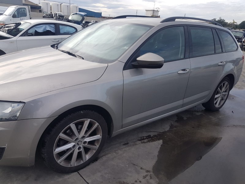 skoda octavia combi (5e5) del año 2017