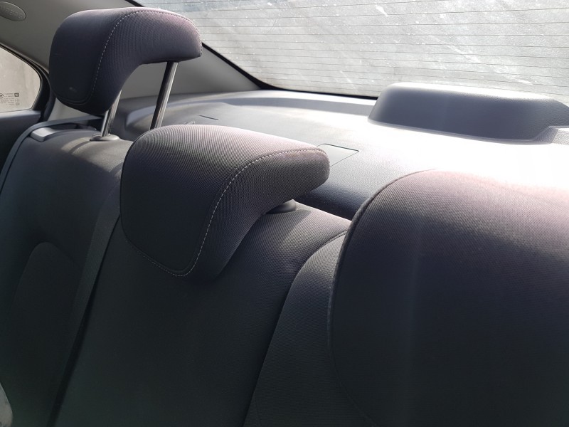 chevrolet aveo berlina hatchback del año 2012