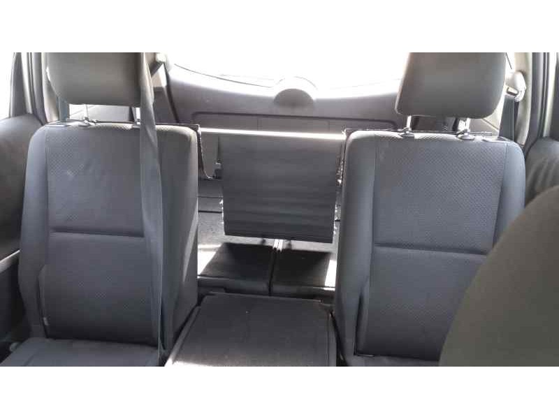 toyota corolla verso (r1) del año 2005