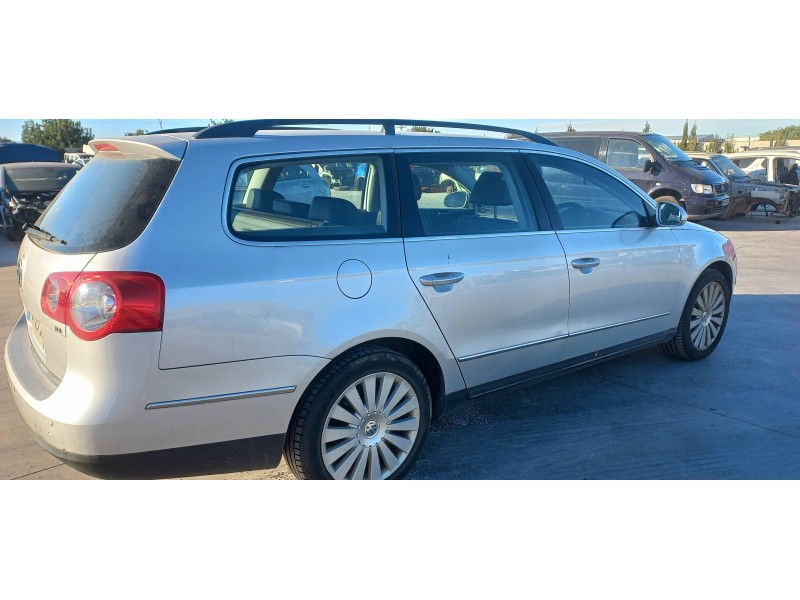 volkswagen passat variant (3c5) del año 2007