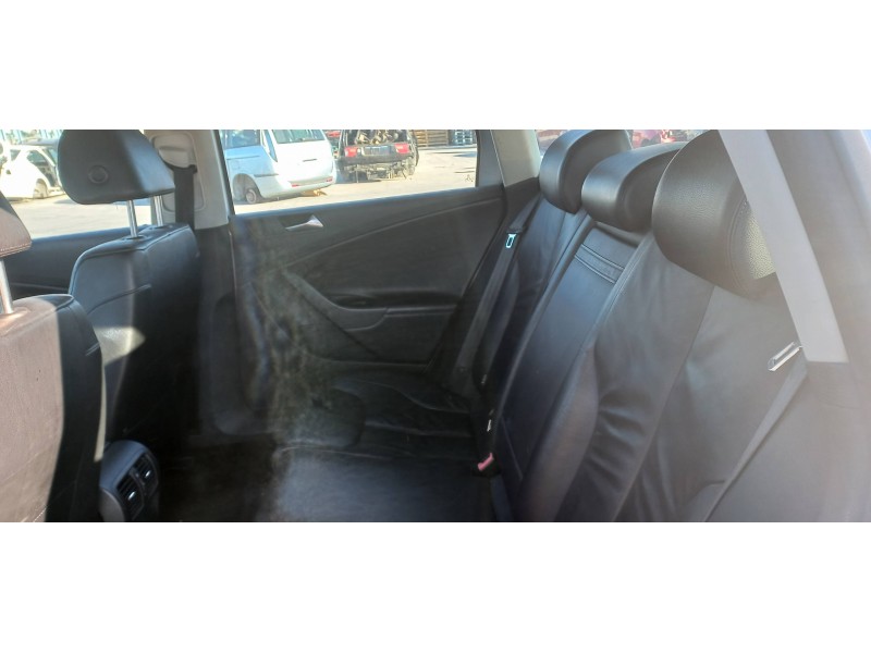 volkswagen passat variant (3c5) del año 2007