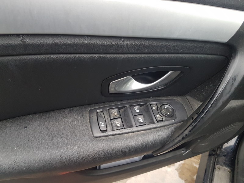 renault laguna grandtour iii del año 2008