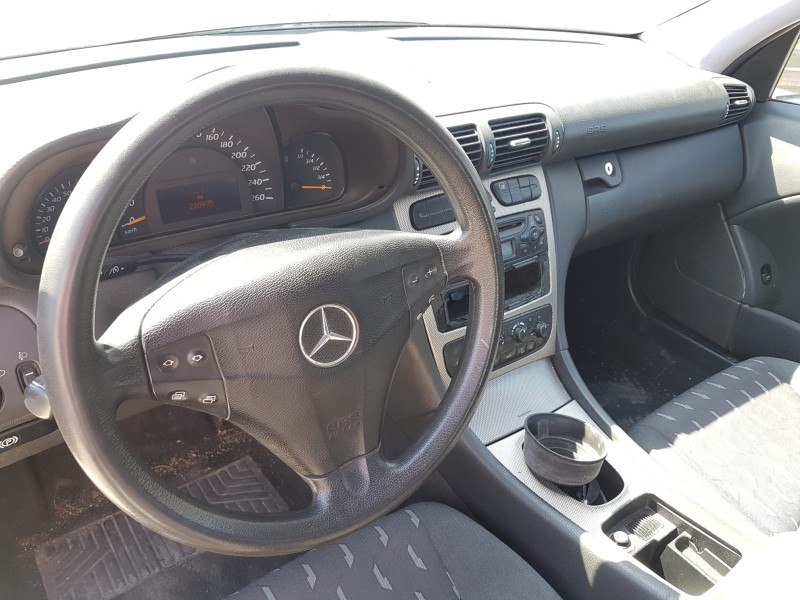 mercedes clase c (w203) sportcoupe del año 2001