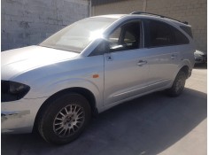 ssangyong rodius del año 2005 2