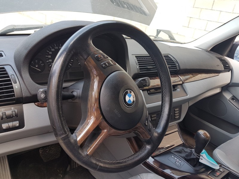 bmw x5 (e53) del año 2001