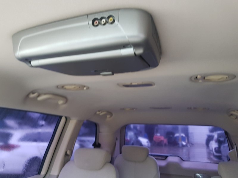 kia carnival del año 2006