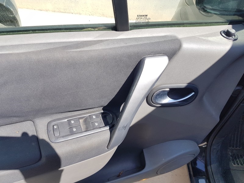 renault scenic ii del año 2007